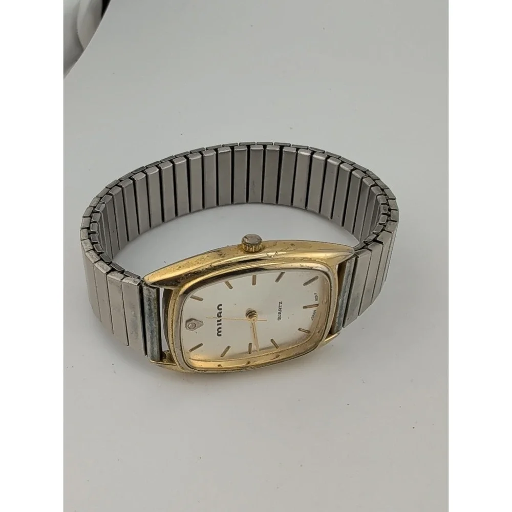 Milan Men's Watch 30mm Gold Case Silver Stretch Band- New Battery